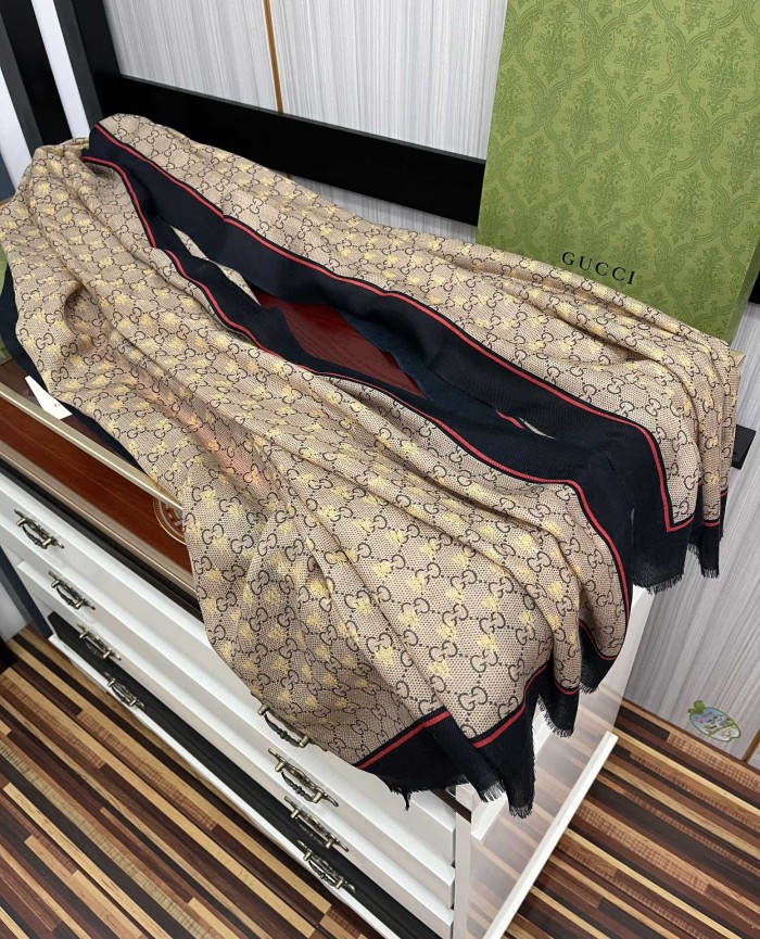 Streetwear Scarf GUCCI 326475 SIZE:100x200cm