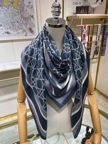 Streetwear Scarf GUCCI 326586 SIZE:140*140cm