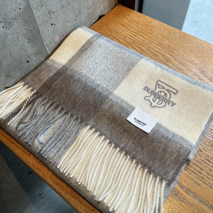 Streetwear Scarf BURBERRY 326350 size：30*168cm