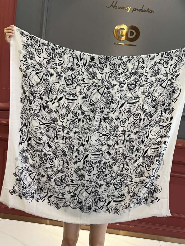 Streetwear Scarf CHANEL 326409 size：110*200cm