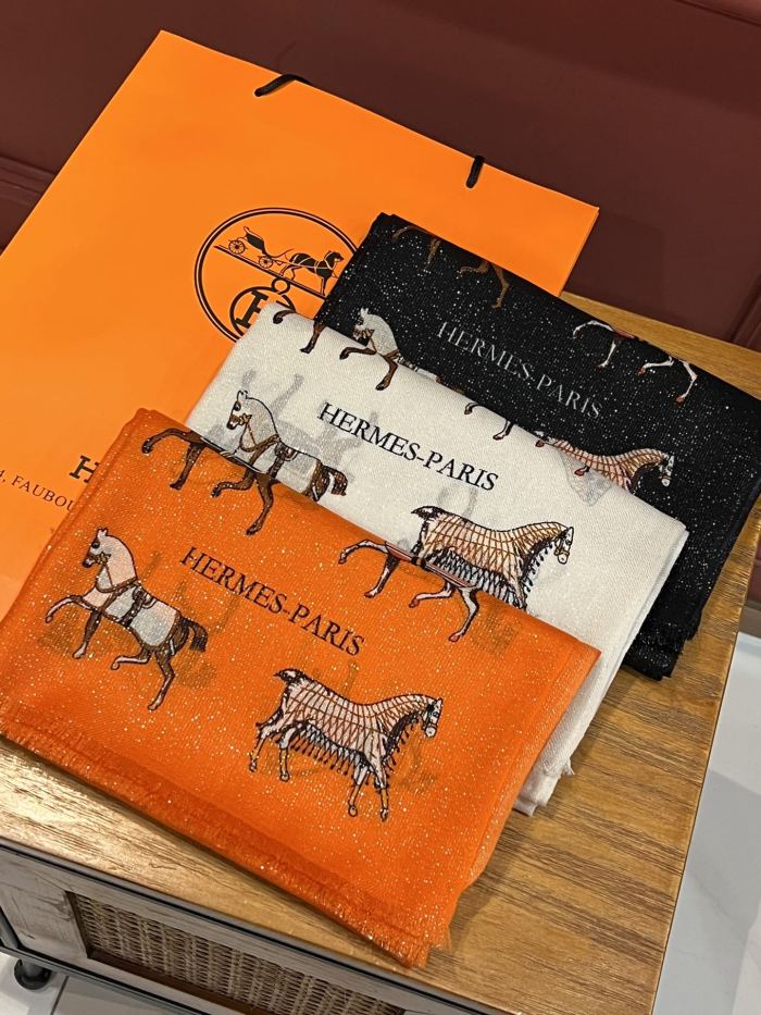 Streetwear Scarf Hermes 326412 SIZE:110x200cm