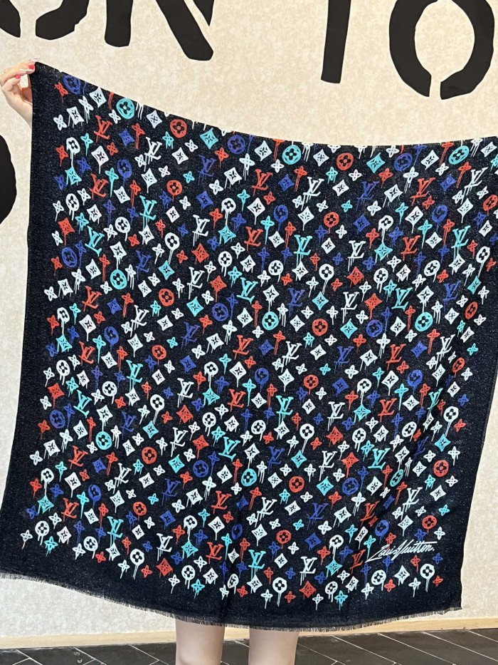 Streetwear Scarf LV 326418 SIZE:110*200cm
