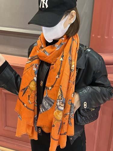 Streetwear Scarf Hermes 326401 SIZE:110x200cm