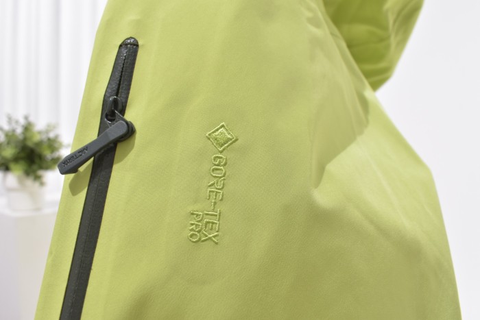 Clothes ARC'TERYX 138