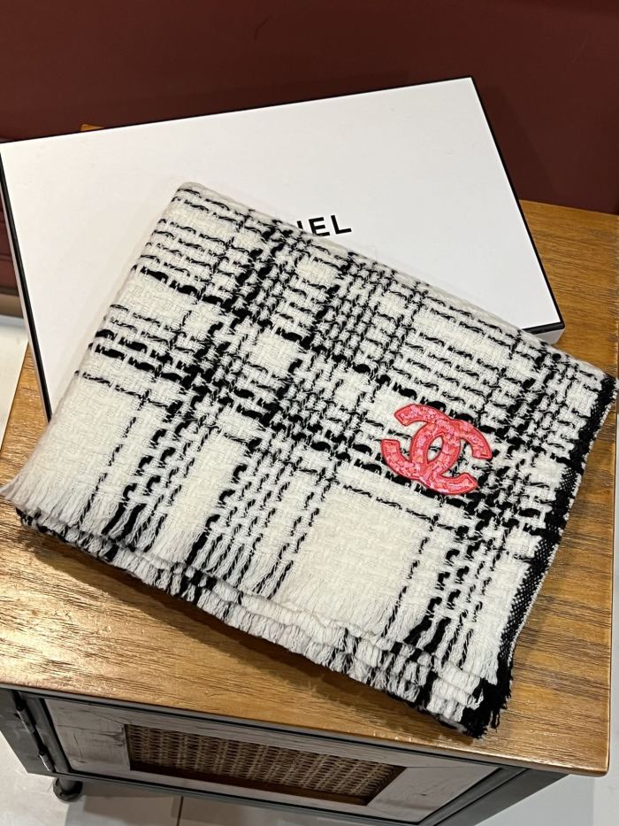 Streetwear Scarf CELINE 326443 size：200*65cm