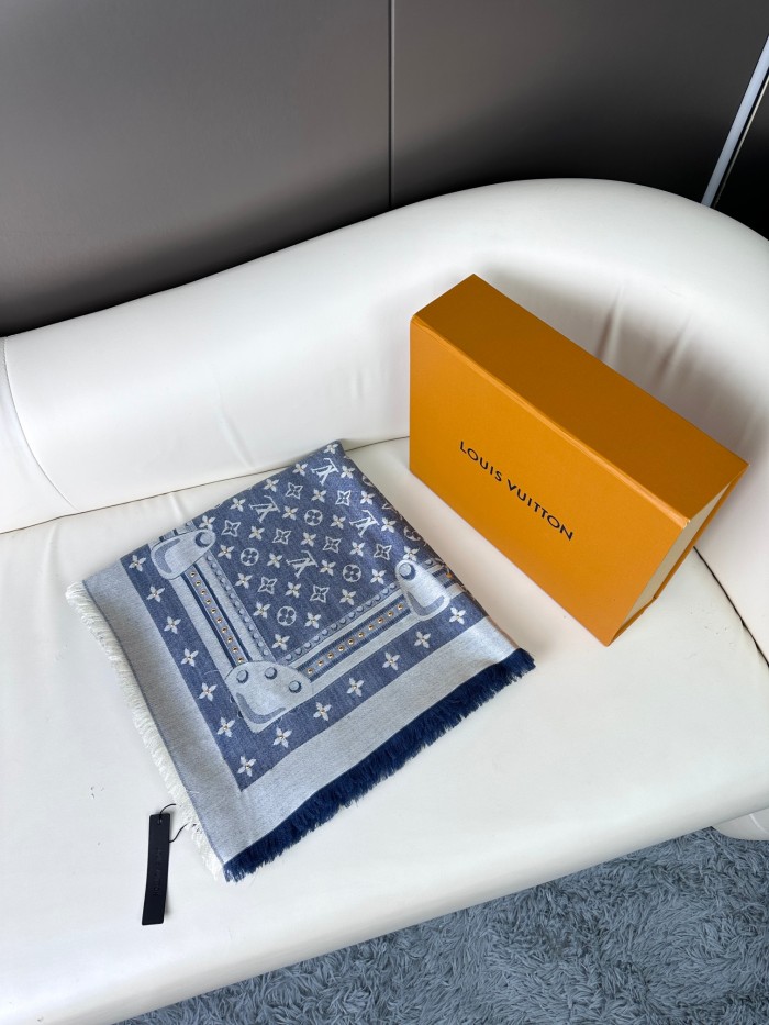 Streetwear Scarf LV 326339 SIZE:140*140cm