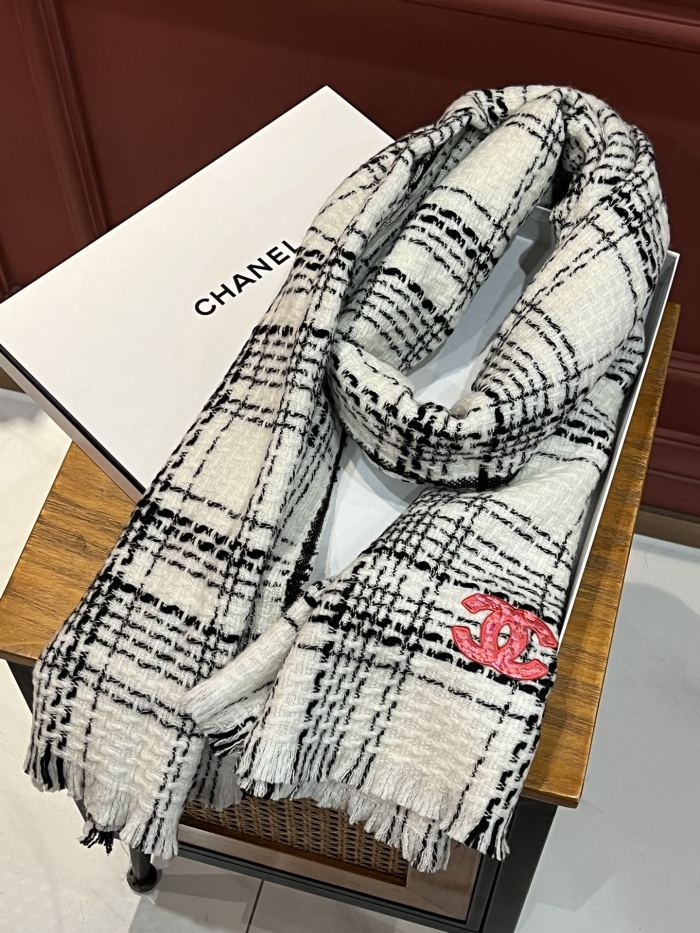 Streetwear Scarf CELINE 326443 size：200*65cm