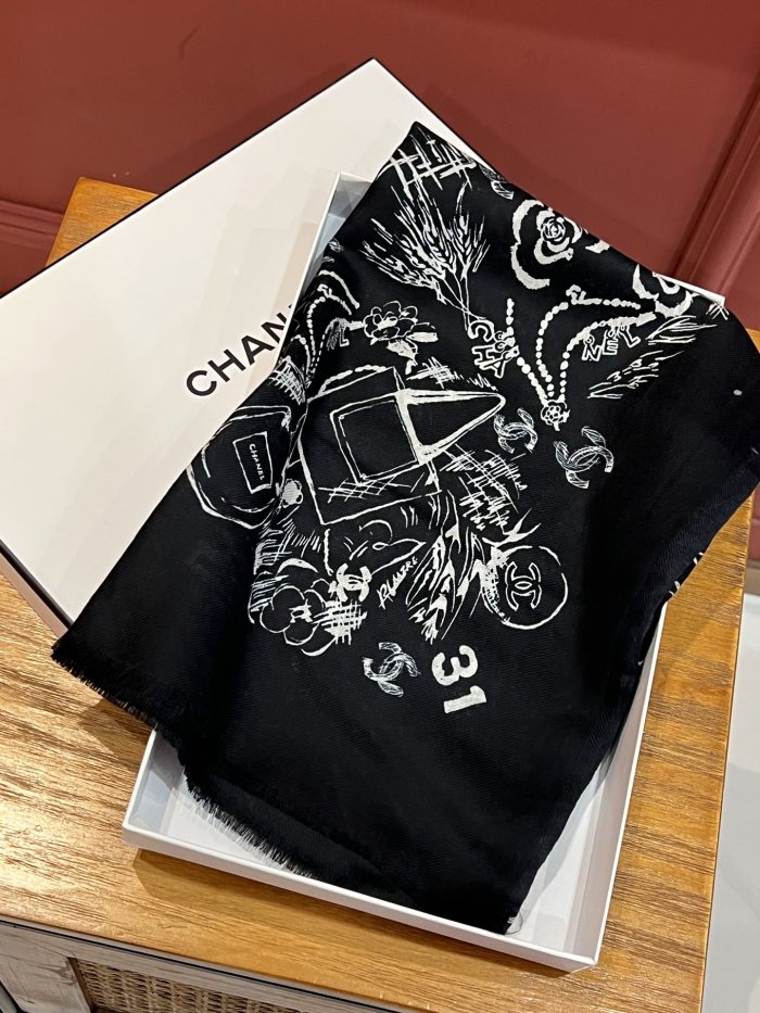 Streetwear Scarf CHANEL 326410 size：110*200cm
