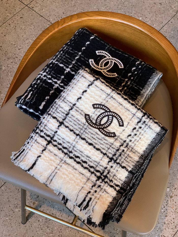 Streetwear Scarf CELINE 326327 size：200*45cm