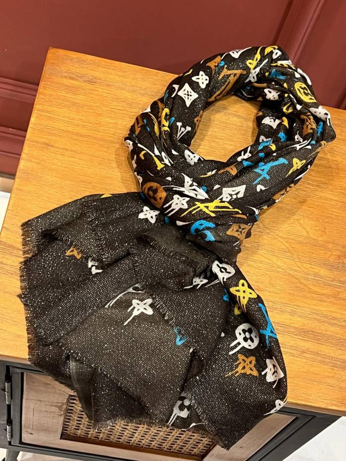 Streetwear Scarf LV 326416 SIZE:110*200cm