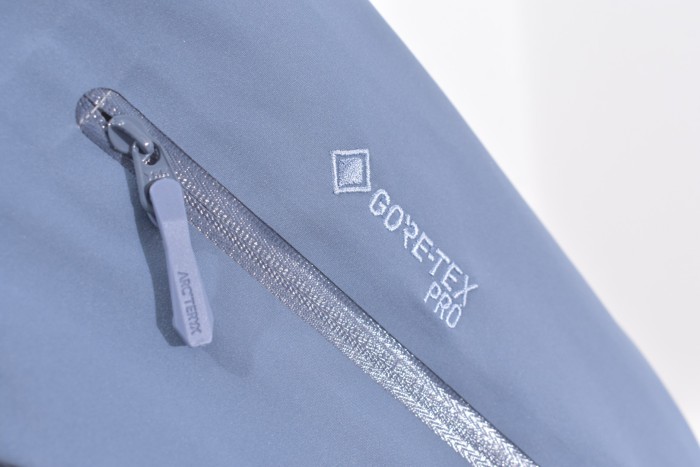 Clothes ARC'TERYX 136