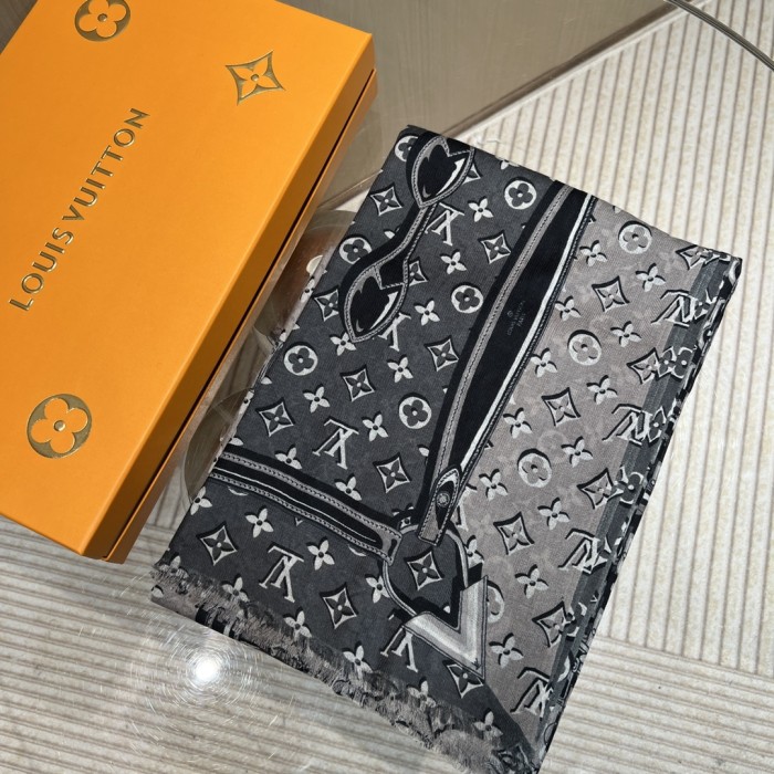 Streetwear Scarf LV 326462 SIZE:110*200cm