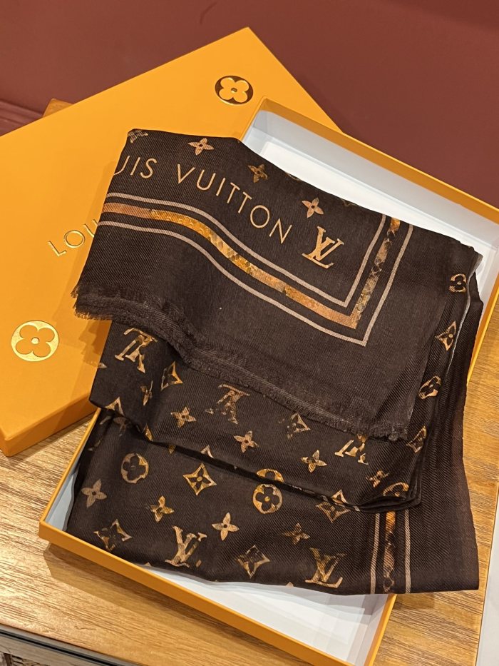 Streetwear Scarf LV 326314 SIZE:110*200cm