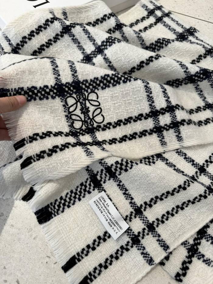Streetwear Scarf Loewe 325977 SIZE:35 x 180cm