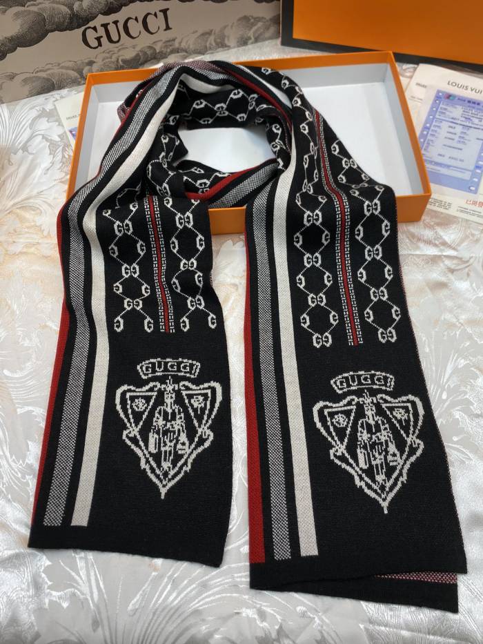 Streetwear Scarf GUCCI 326241 SIZE180*30cm