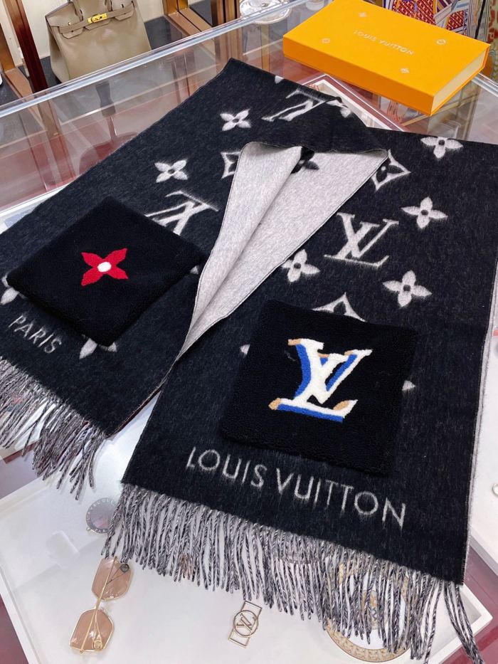 Streetwear Scarf LV 326053 SIZE:45*200cm