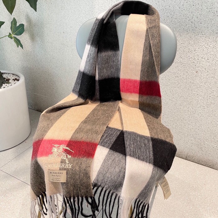 Streetwear Scarf BURBERRY 325966