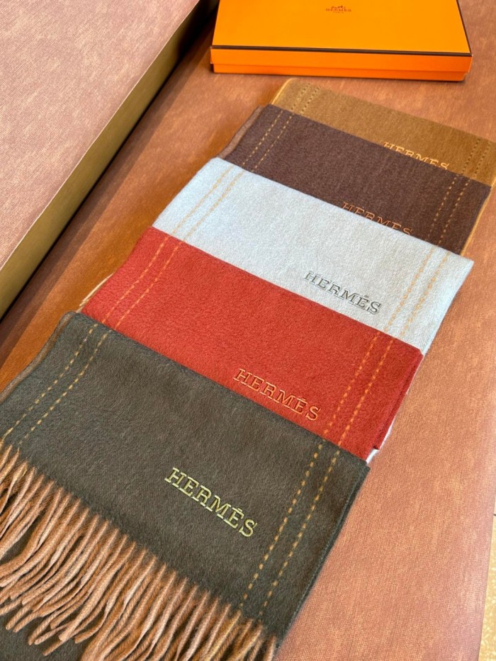 Streetwear Scarf Hermes 325974 SIZE:30x190cm