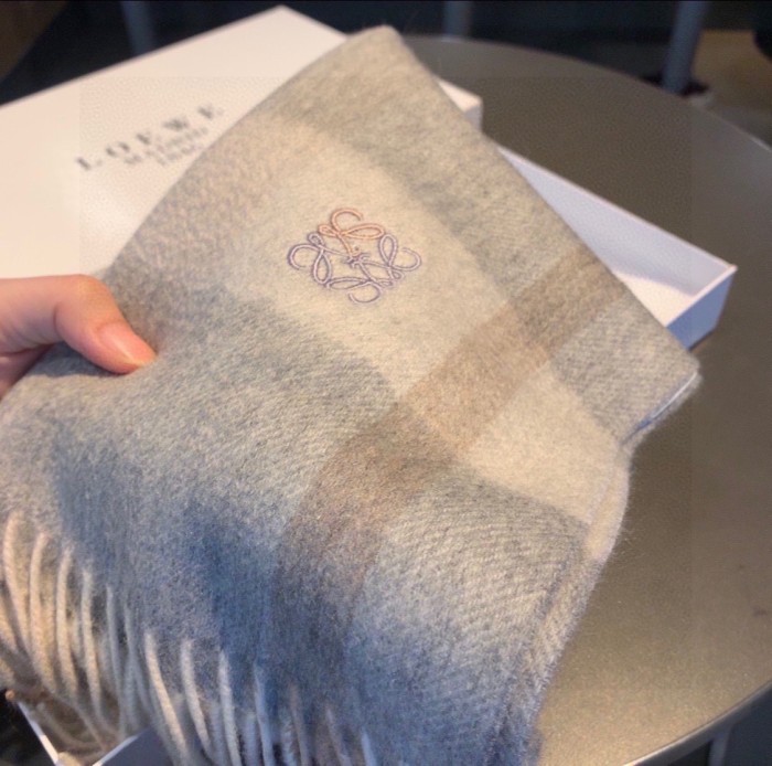 Streetwear Scarf Loewe 326006 SIZE:30*180cm