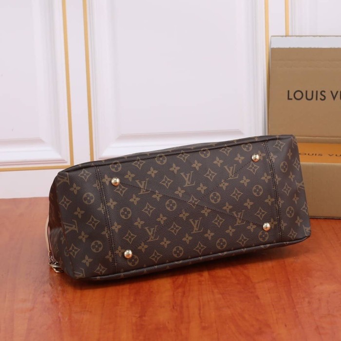 handbag Louis Vuitton M40249 size 43*32*24cm