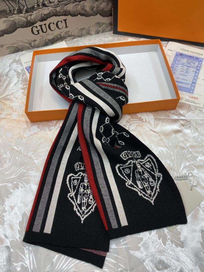 Streetwear Scarf GUCCI 326241 SIZE180*30cm
