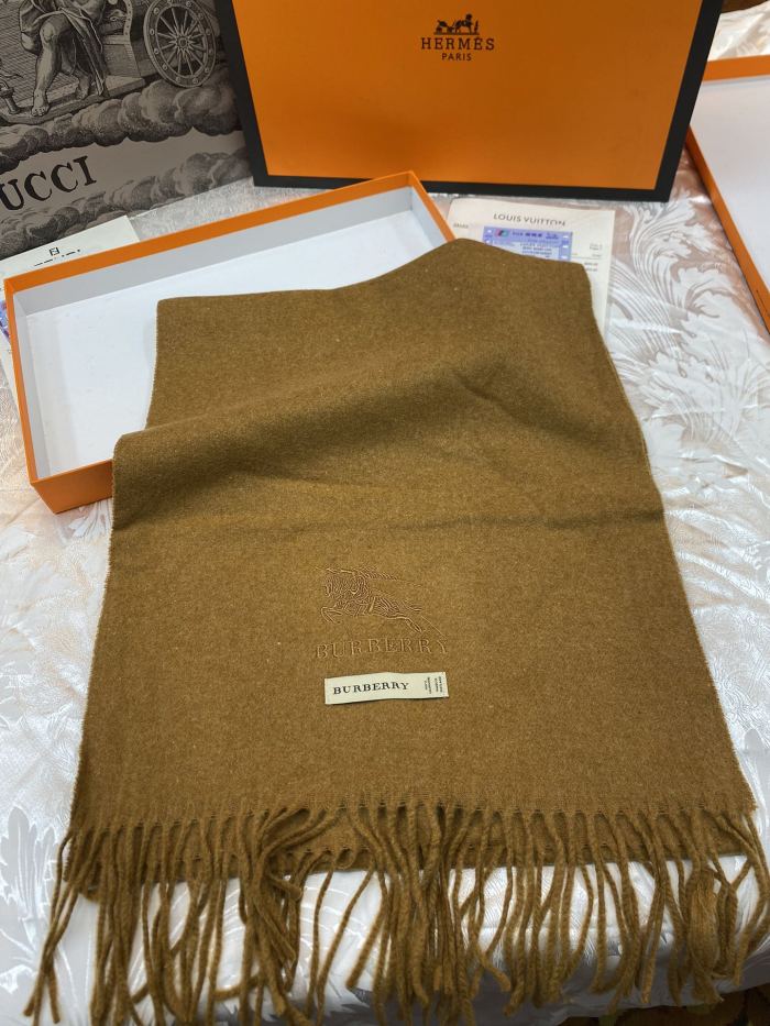 Streetwear Scarf BURBERRY 326243 size：30*180cm
