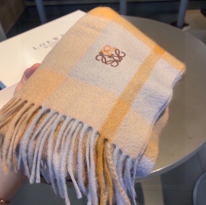 Streetwear Scarf Loewe 326005 SIZE:30*180cm