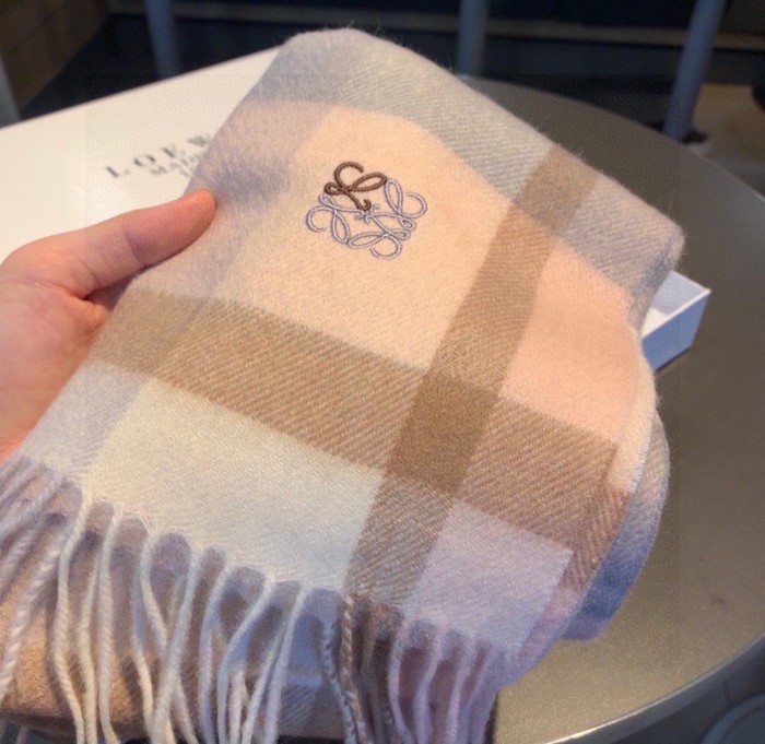 Streetwear Scarf Loewe 326004 SIZE:30*180cm