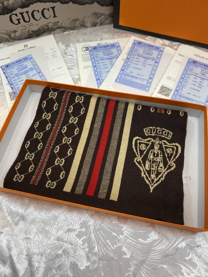 Streetwear Scarf GUCCI 326240 SIZE:180*30cm