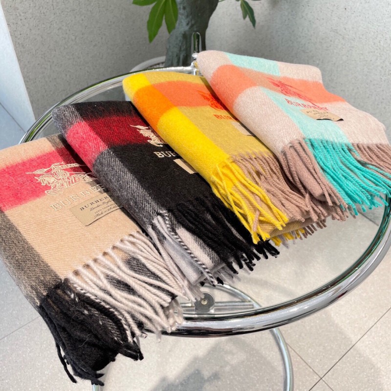 Streetwear Scarf BURBERRY 325963