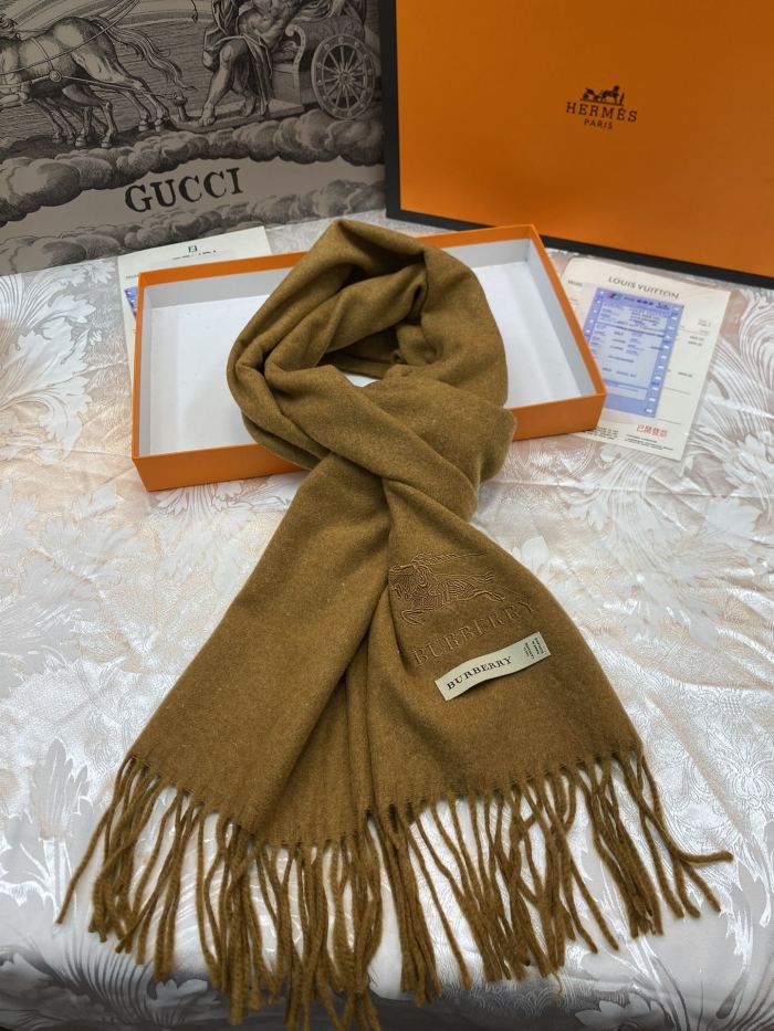 Streetwear Scarf BURBERRY 326243 size：30*180cm