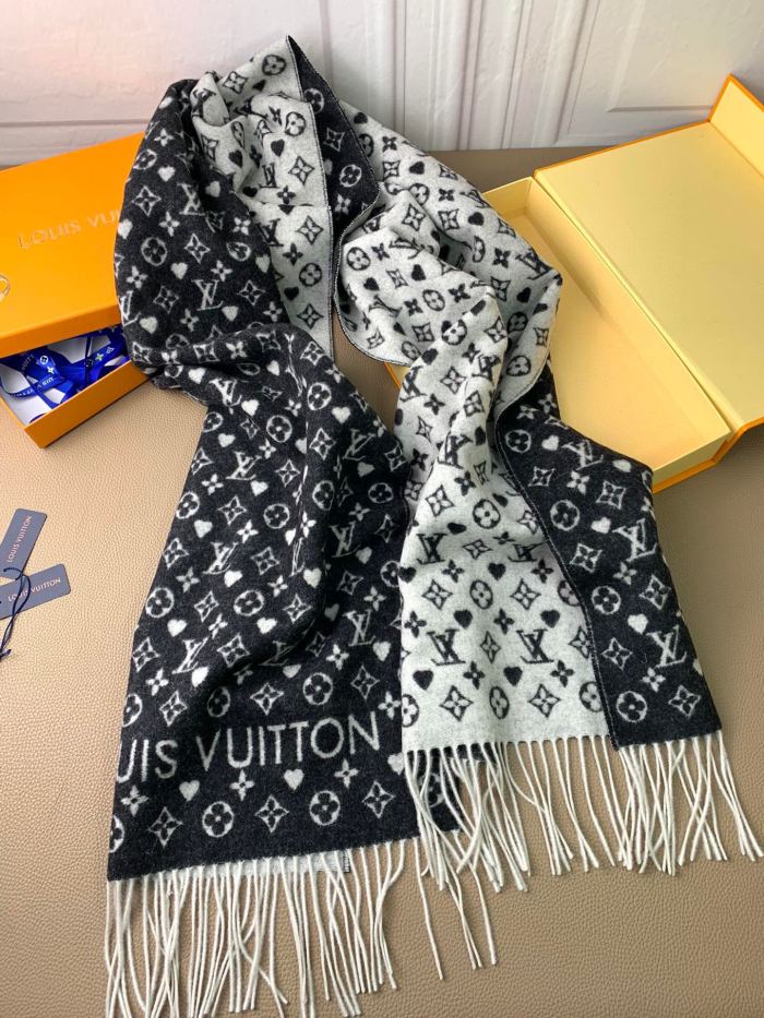 Streetwear Scarf LV 325992 SIZE:45*180CM