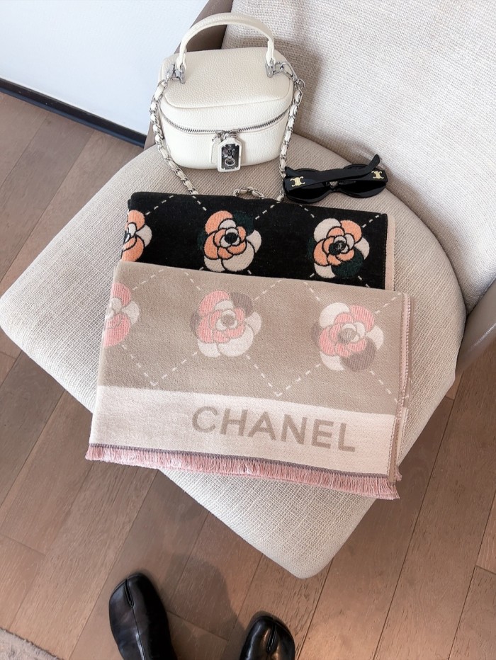 Streetwear Scarf CHANEL 325871