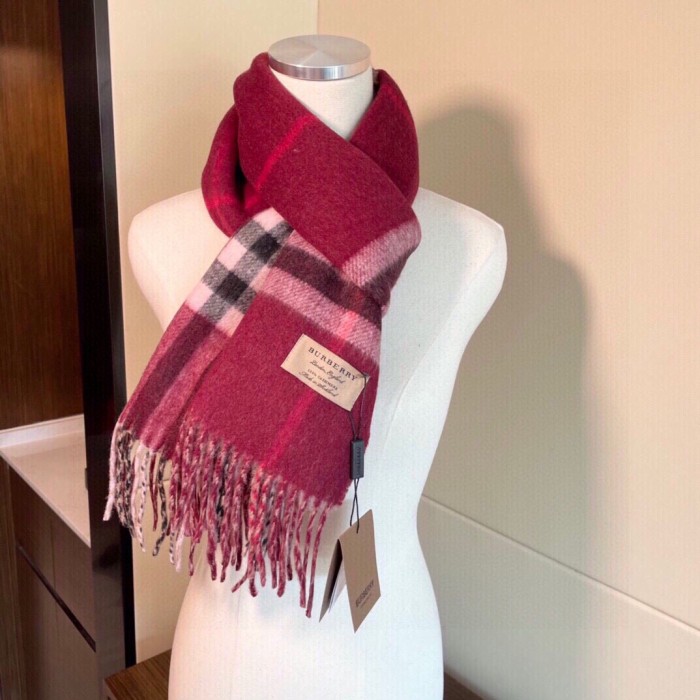 Streetwear Scarf BURBERRY 325942 size：32*200cm