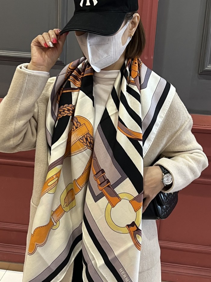 Streetwear Scarf Hermes 325894 SIZE:140*140cm