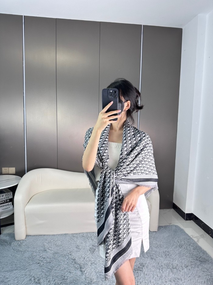 Streetwear Scarf Dior 325909 SIZE:140 x 140cm