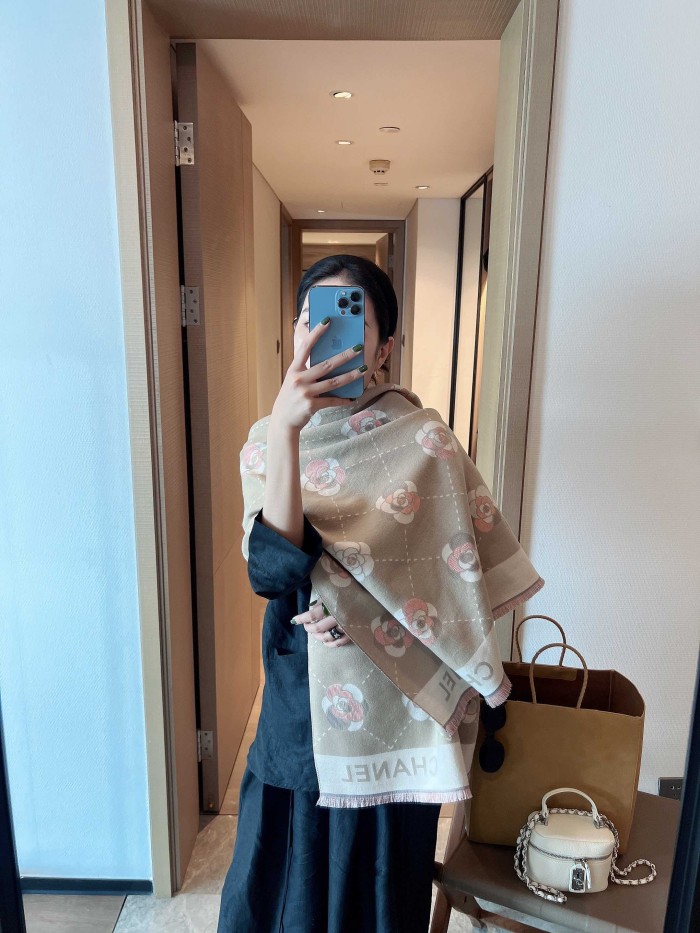 Streetwear Scarf CHANEL 325871
