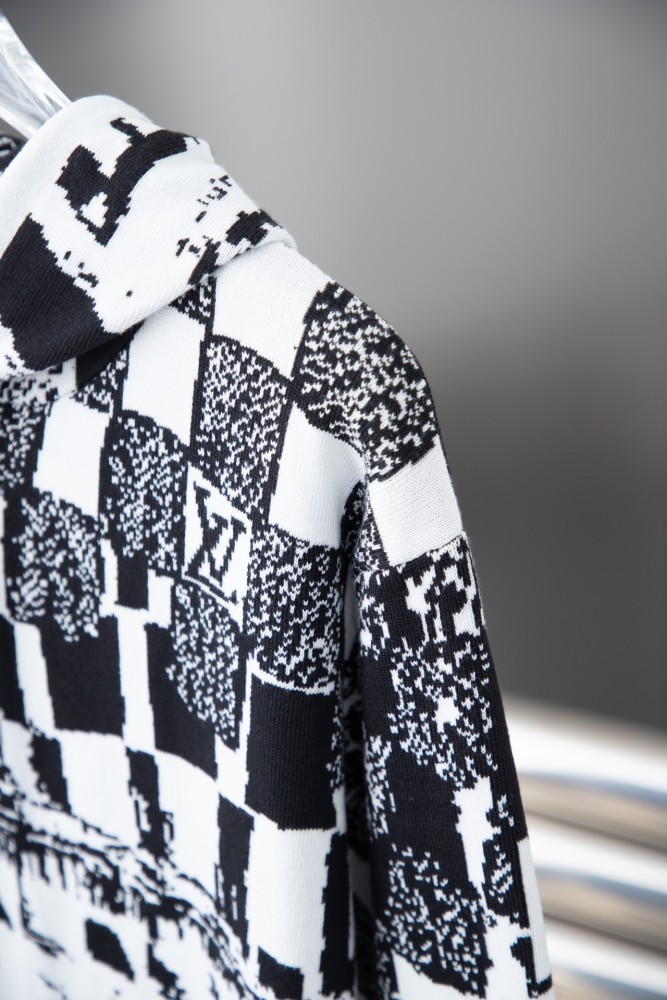 Clothes Louis Vuitton 1052