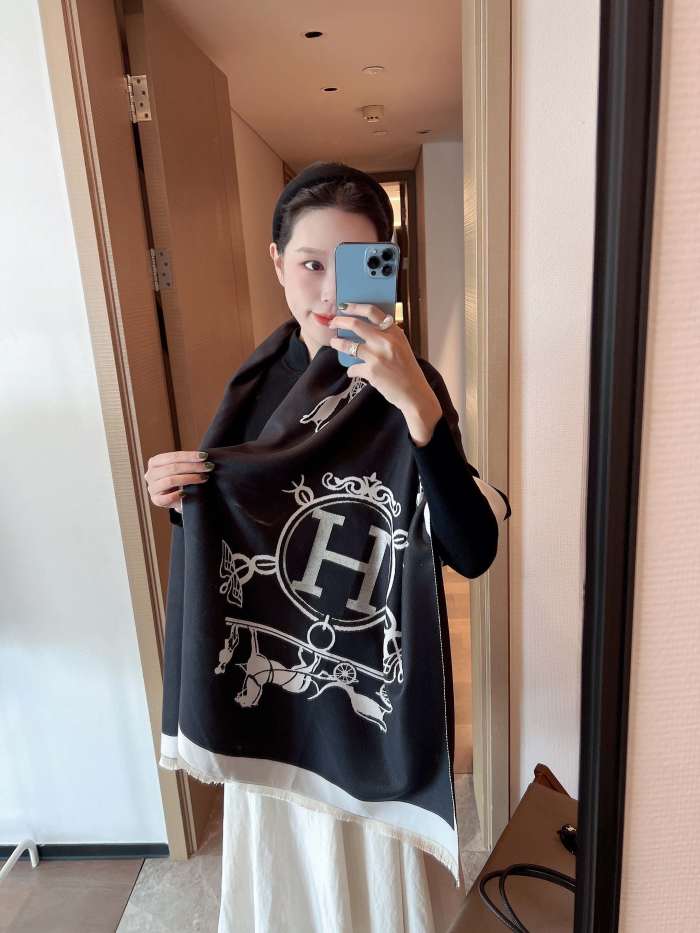 Streetwear Scarf Hermes 325852