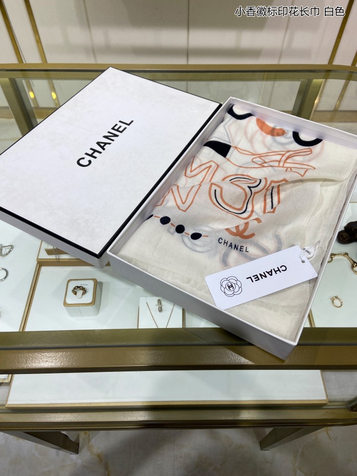 Streetwear Scarf CHANEL 325674 size：200*110cm