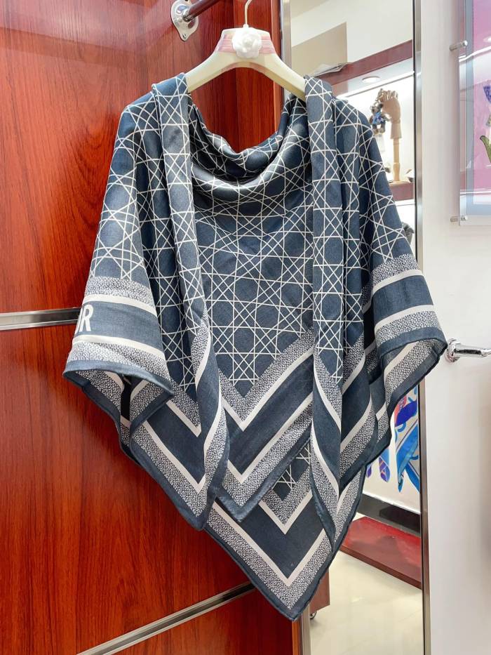 Streetwear Scarf Dior 325698 SIZE:140*140cm