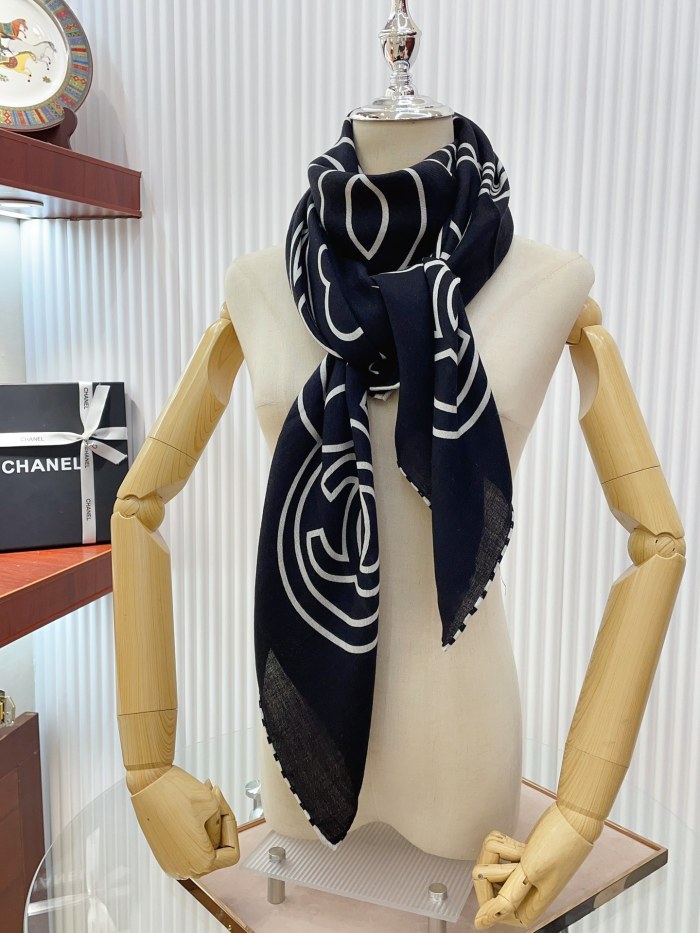 Streetwear Scarf CHANEL 325713 size：140*140cm