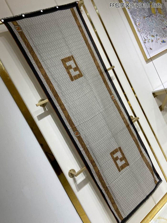 Streetwear Scarf FENDI 325666 SIZE：65*185cm