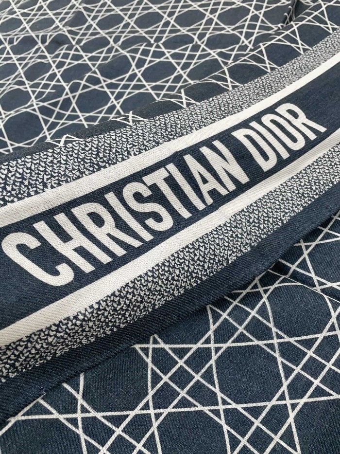Streetwear Scarf Dior 325698 SIZE:140*140cm