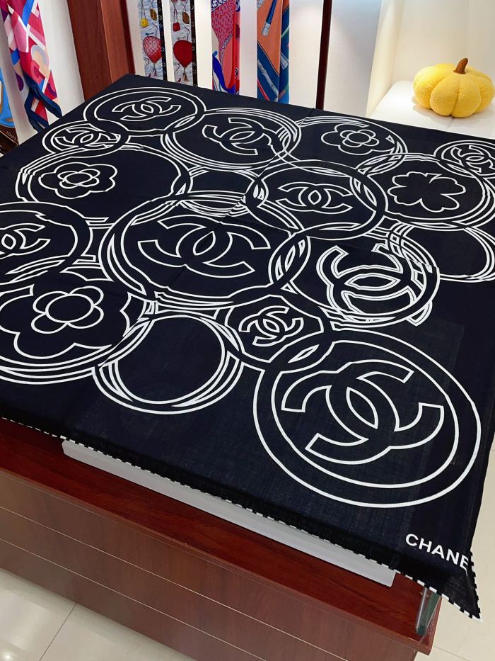 Streetwear Scarf CHANEL 325713 size：140*140cm