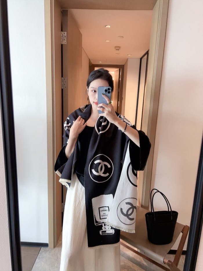 Streetwear Scarf CHANEL 325836 size：180*70cm