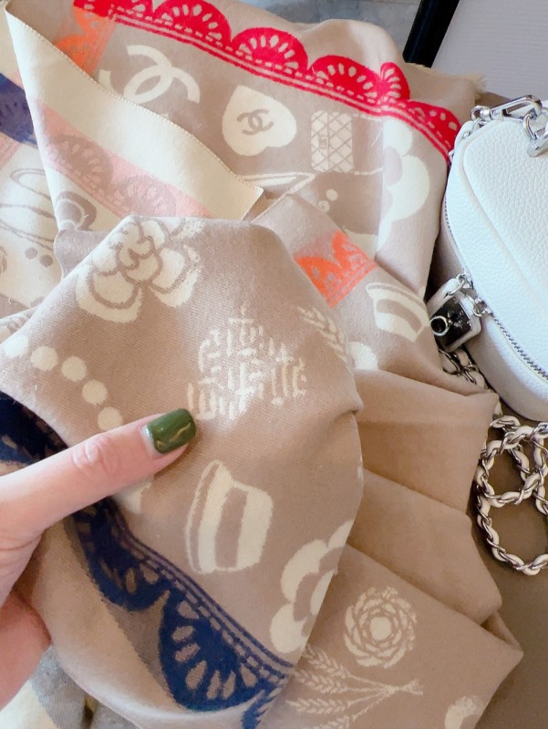 Streetwear Scarf CHANEL 325868 size：70*180cm