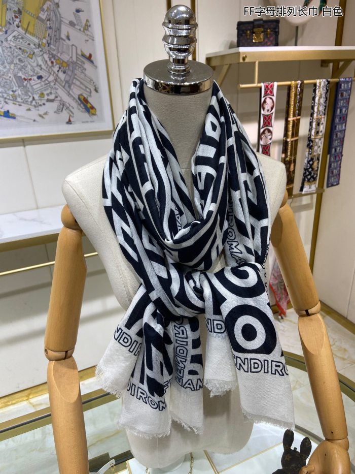 Streetwear Scarf FENDI 325669 SIZE:200*110cm