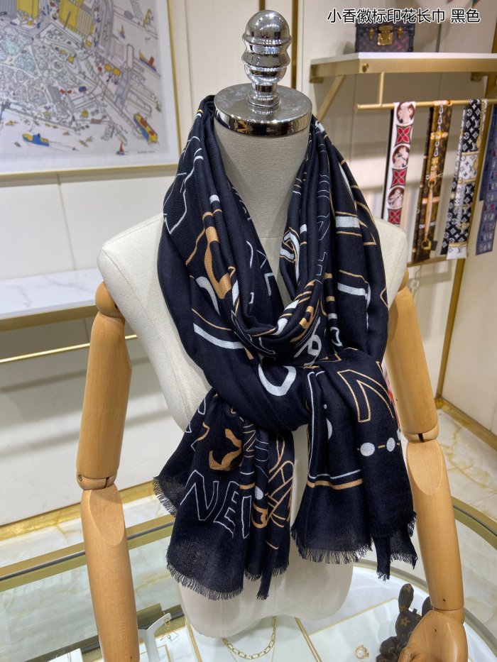 Streetwear Scarf CHANEL 325673 size：200*110cm