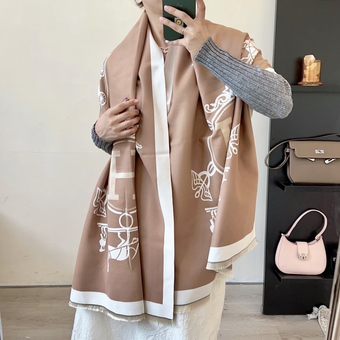 Streetwear Scarf Hermes 325851 size:180*65cm